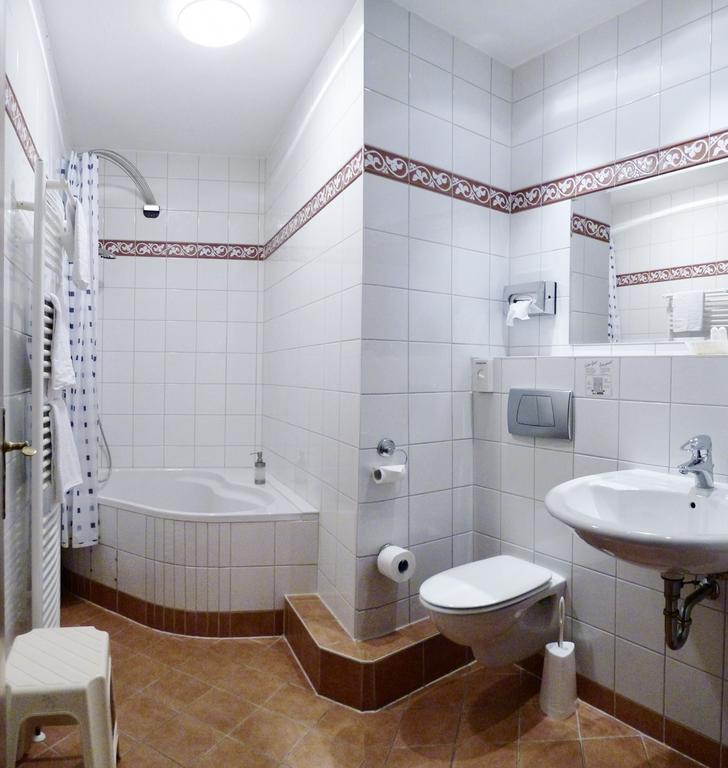 Hotel Am Schloss Darmstaedter Hof Bad Homburg vor der Höhe Room photo